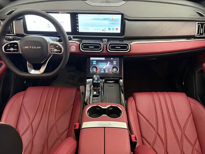 Jietu X70 PLUS 2025 1.5T Luxury Powerful 5-seater - zdjęcie 15
