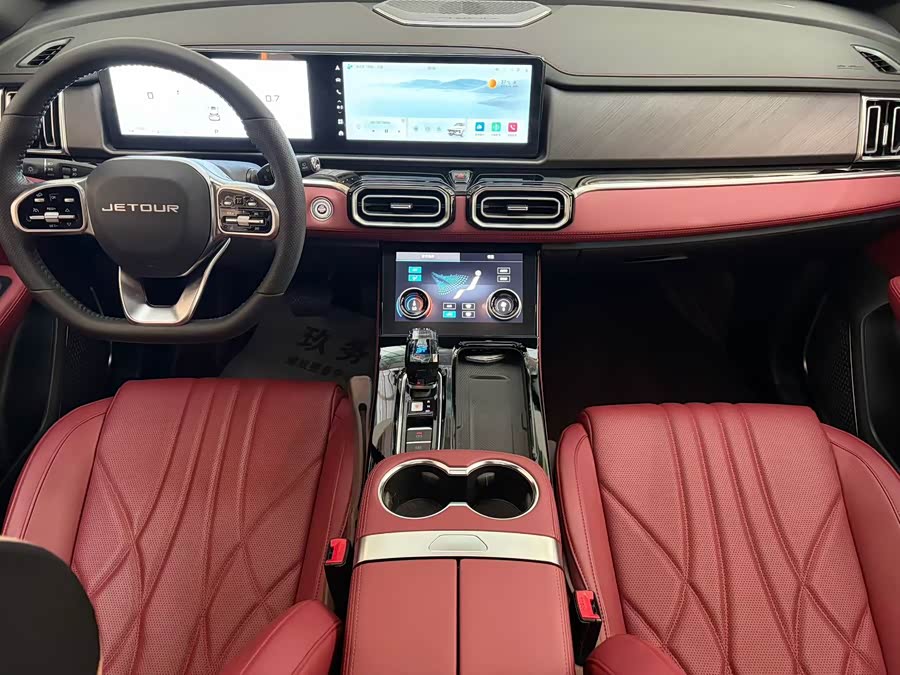 Jietu X70 PLUS 2025 1.5T Luxury Powerful 5-seater - zdjęcie 6