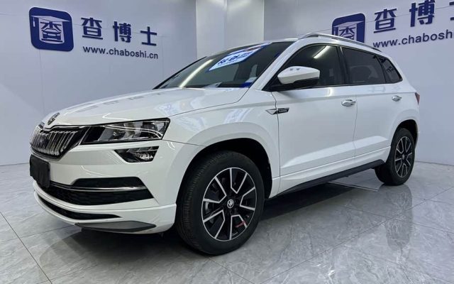 Karoq 2023 TSI280 Luxury