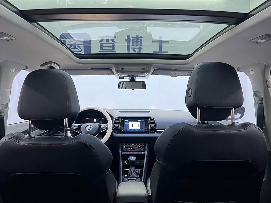 Karoq 2023 TSI280 Luxury - zdjęcie 14
