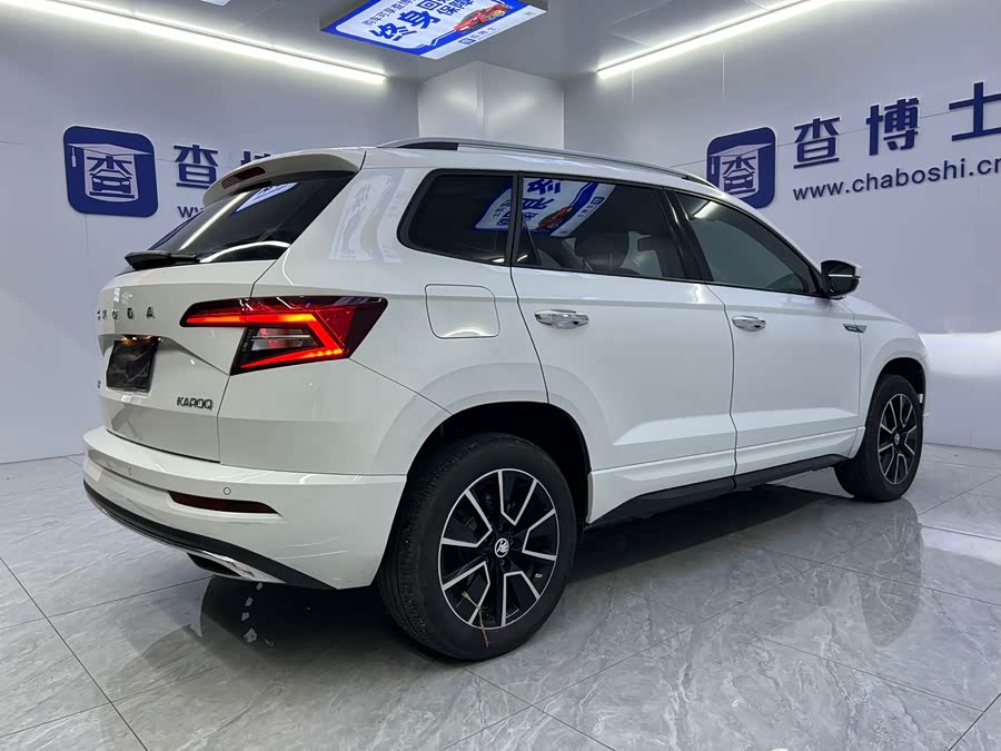 Karoq 2023 TSI280 Luxury - zdjęcie 17