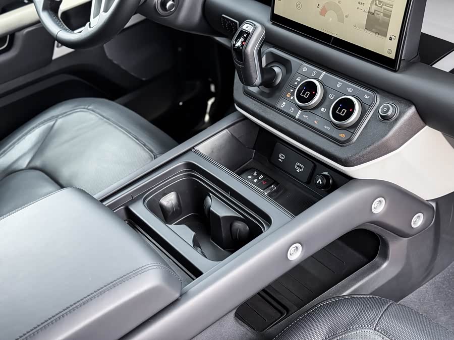 Land Rover Defender 2024 110 3.0T P400 X-DYNAMIC HSE - zdjęcie 11