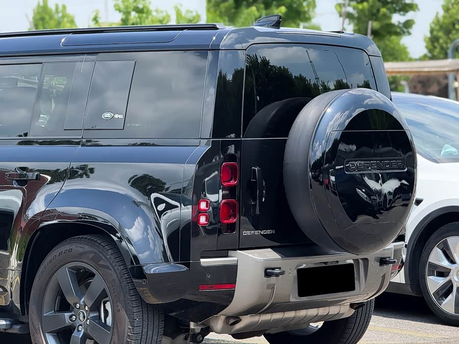 Land Rover Defender 2024 110 3.0T P400 X-DYNAMIC HSE - zdjęcie 16