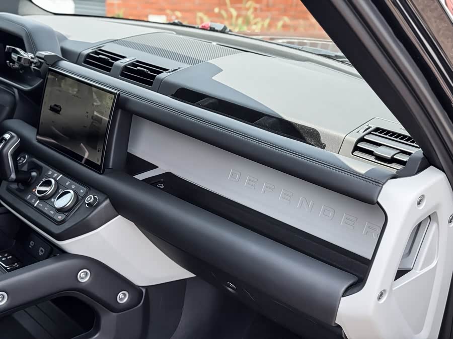 Land Rover Defender 2024 110 3.0T P400 X-DYNAMIC HSE - zdjęcie 8