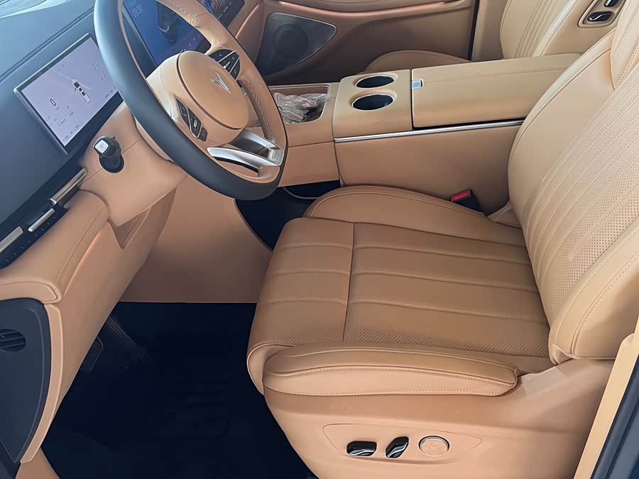 Lantu Dreamer 2025 PHEV 4WD Flagship Kunpeng - zdjęcie 6