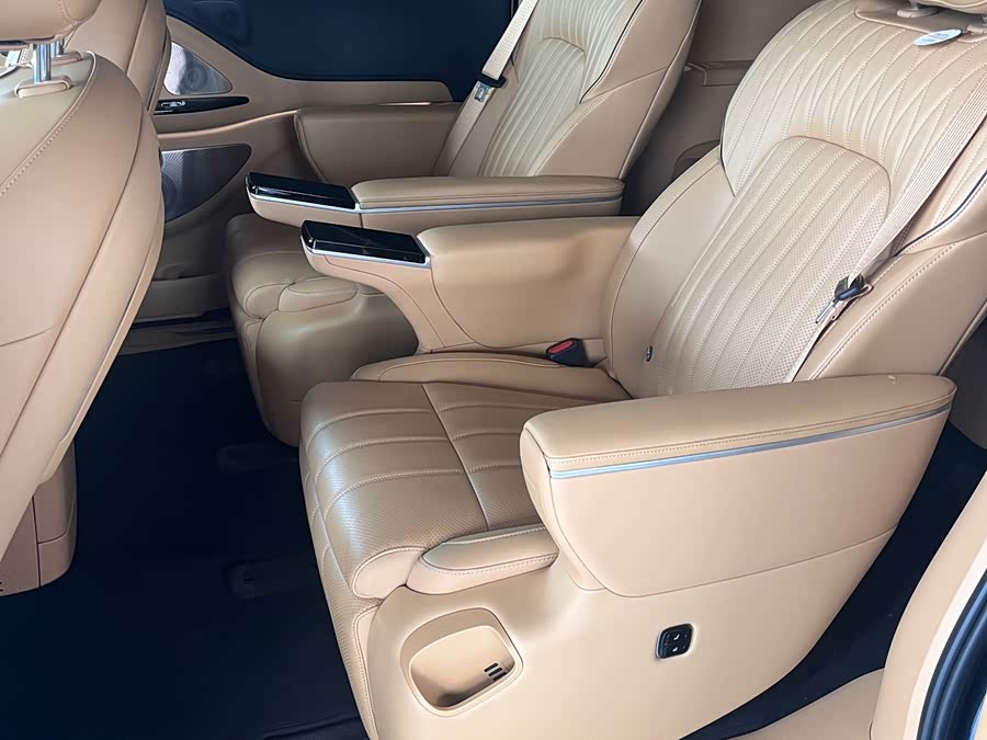 Lantu Dreamer 2025 PHEV 4WD Flagship Kunpeng - zdjęcie 10