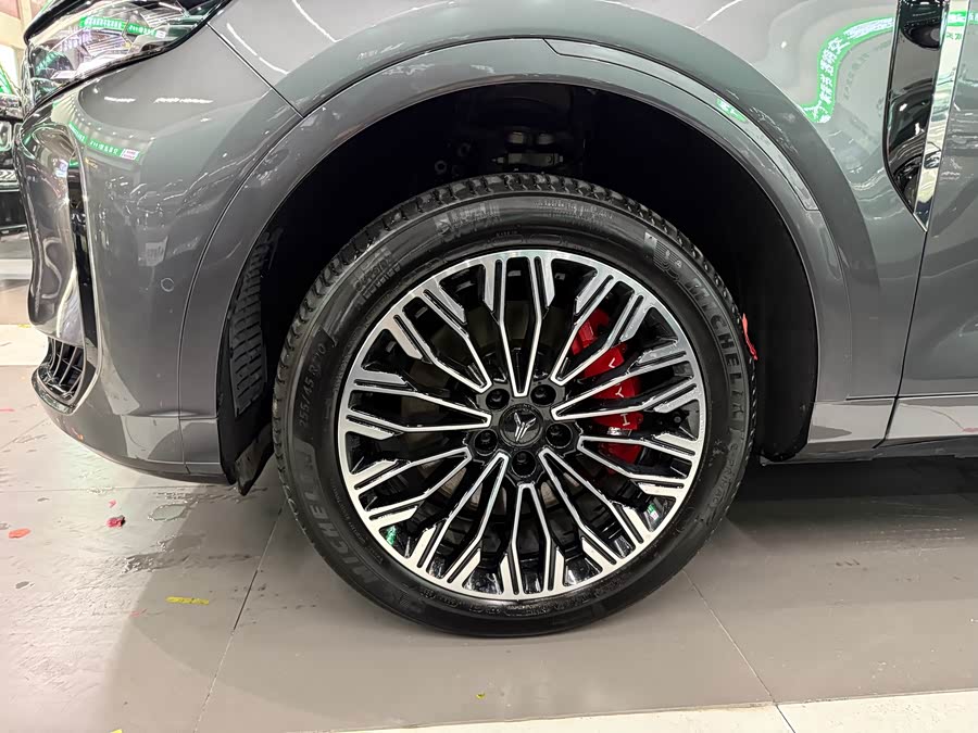Lantu FREE 2025 FREE+ 4WD Qiankun Edition - zdjęcie 20
