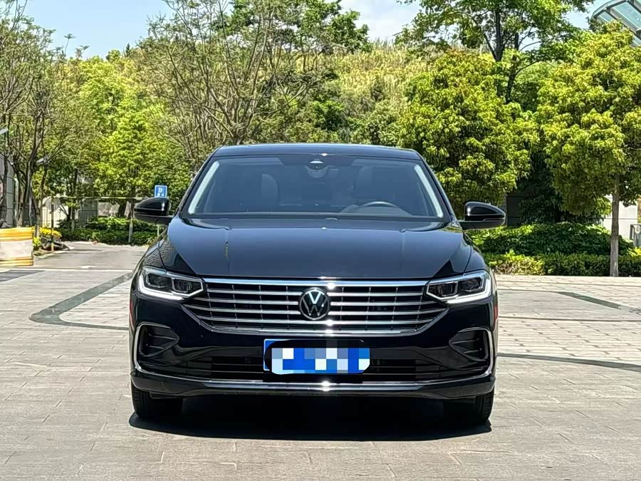 Lavida 2023 300TSI DSG Full Version - zdjęcie 2