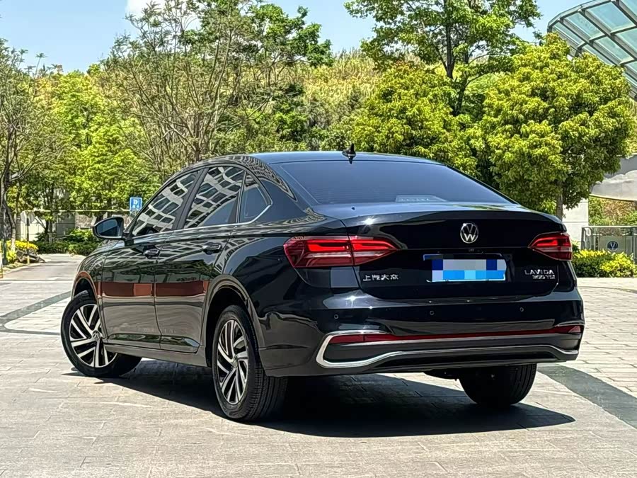 Lavida 2023 300TSI DSG Full Version - zdjęcie 4