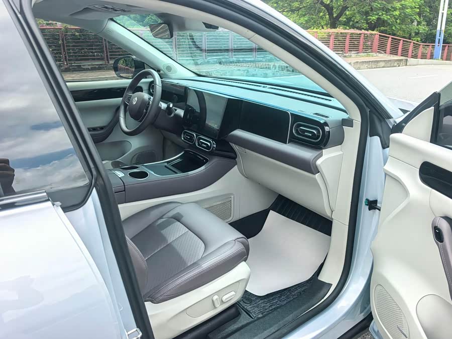Leapmotor C11 2023 Range Extender 180 Enjoyment - zdjęcie 9