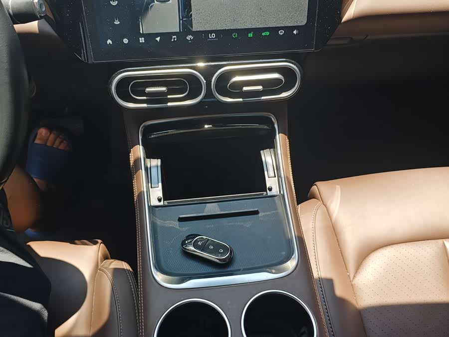 Leapmotor C11 2023 Range Extender 200 Comfort - zdjęcie 8