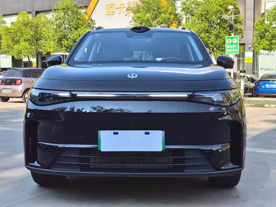Leapmotor C16 2026 2WD Extended Range 280 Lidar Smart Prestige 6-Seater - zdjęcie 2