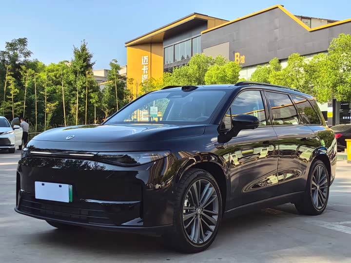 Leapmotor C16 2026 2WD Extended Range 280 Lidar Smart Prestige 6-Seater - zdjęcie 19