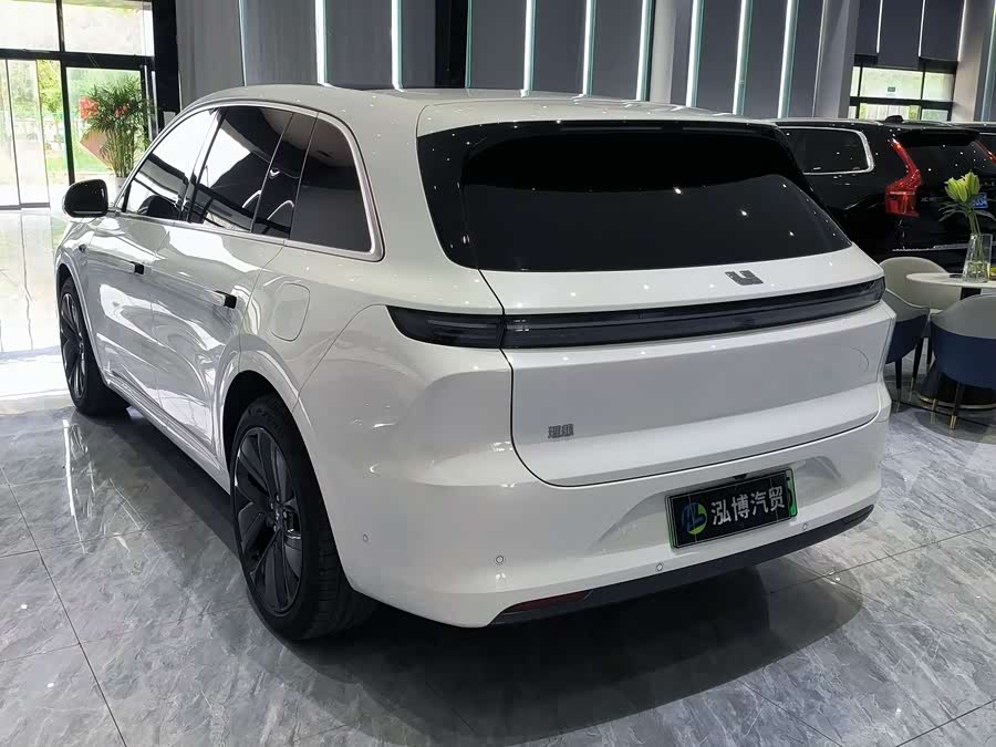 Li Auto L6 2024 Max - zdjęcie 12