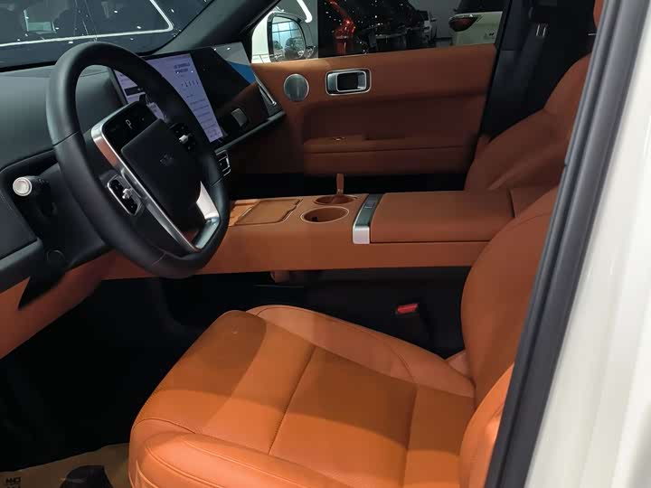 Li Auto L6 2024 Max - zdjęcie 16