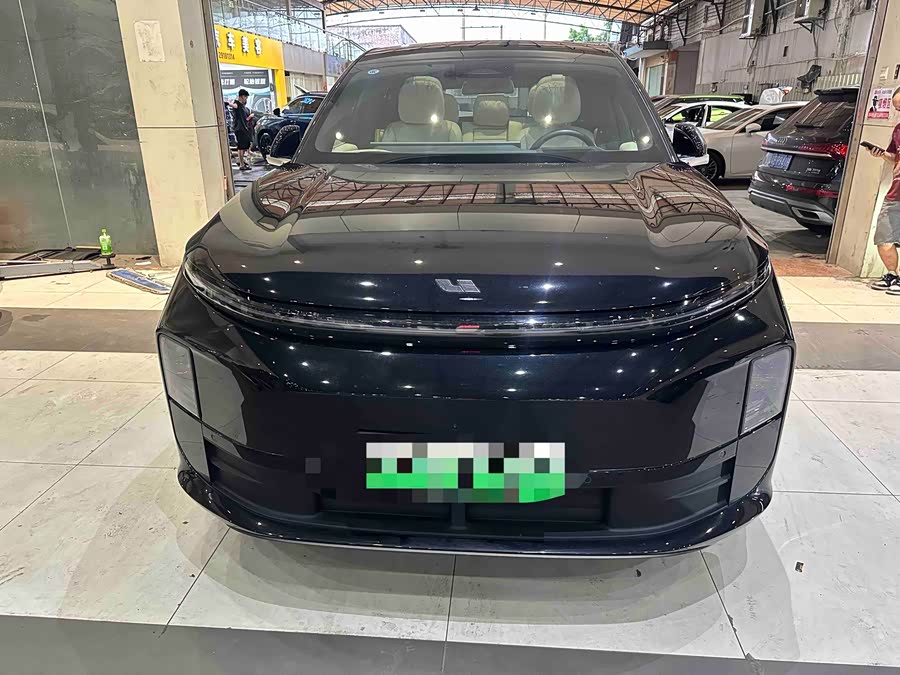 Li Auto L6 2024 Pro - zdjęcie 2
