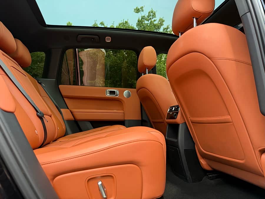 Li Auto L6 2024 Pro - zdjęcie 13