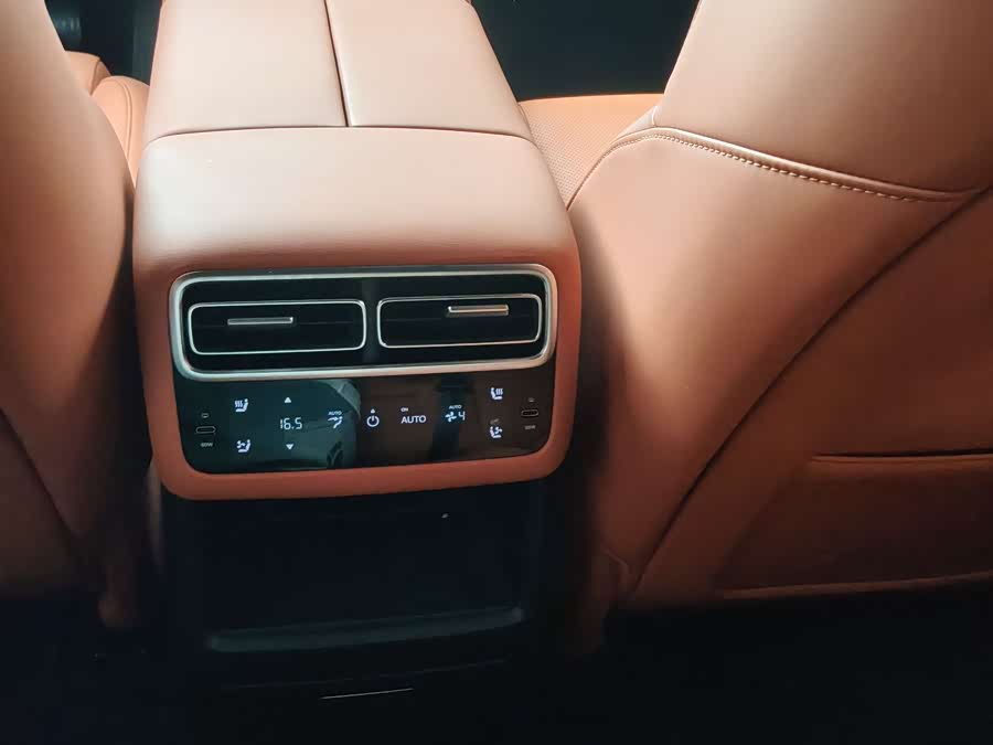 Li Auto L6 2024 Pro - zdjęcie 7