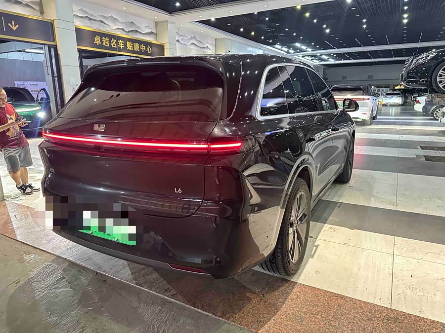 Li Auto L6 2024 Pro - zdjęcie 9
