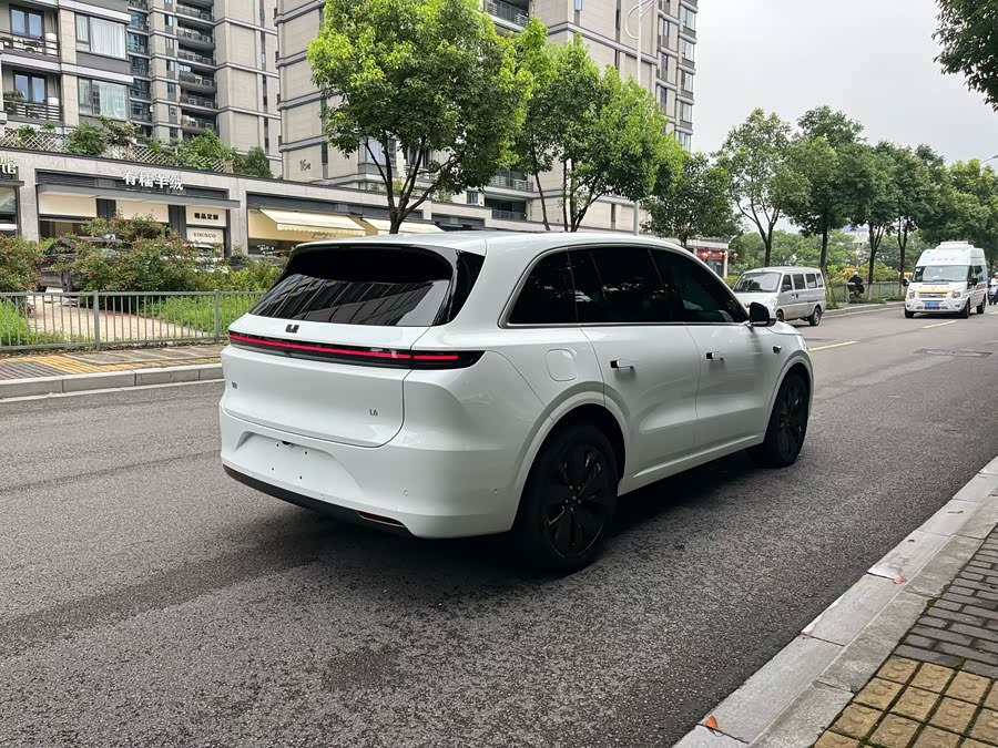 Li Auto L6 2025 Pro Intelligent Renewal Version - zdjęcie 6