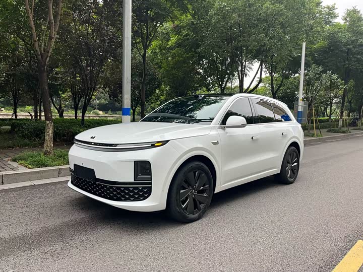 Li Auto L6 2025 Pro Intelligent Renewal Version - zdjęcie 10