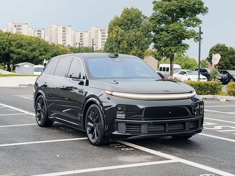 Li Auto L7 2023 Max - zdjęcie 3