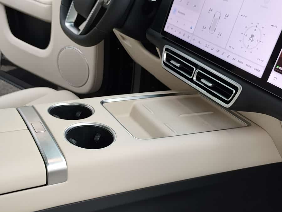 Li Auto L7 2023 Max - zdjęcie 8