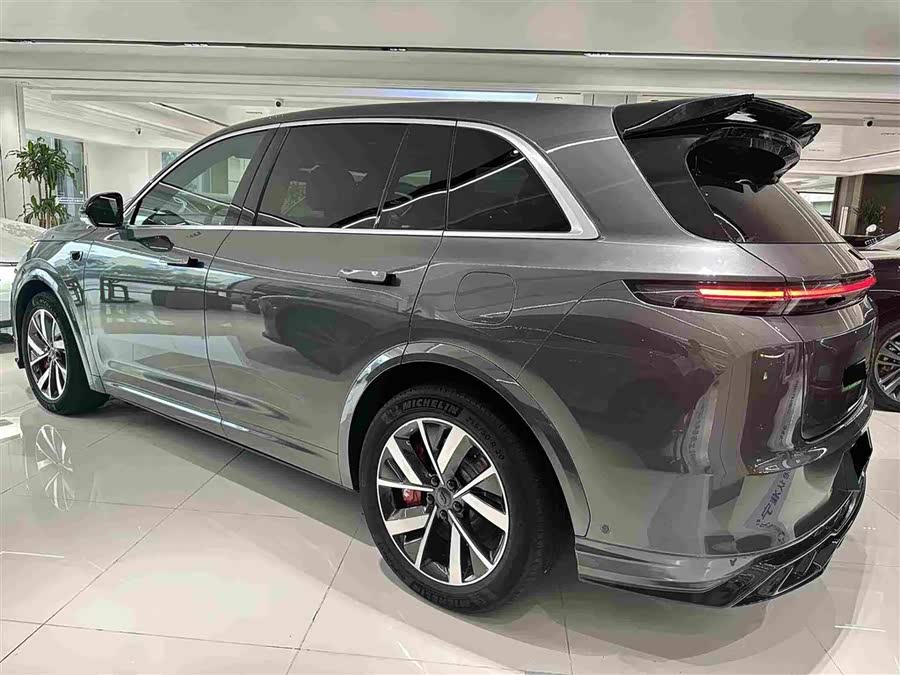 Li Auto L7 2024 Pro - zdjęcie 18