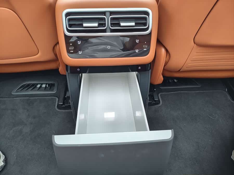 Li Auto L7 2025 Ultra Smart Refresh Version - zdjęcie 13