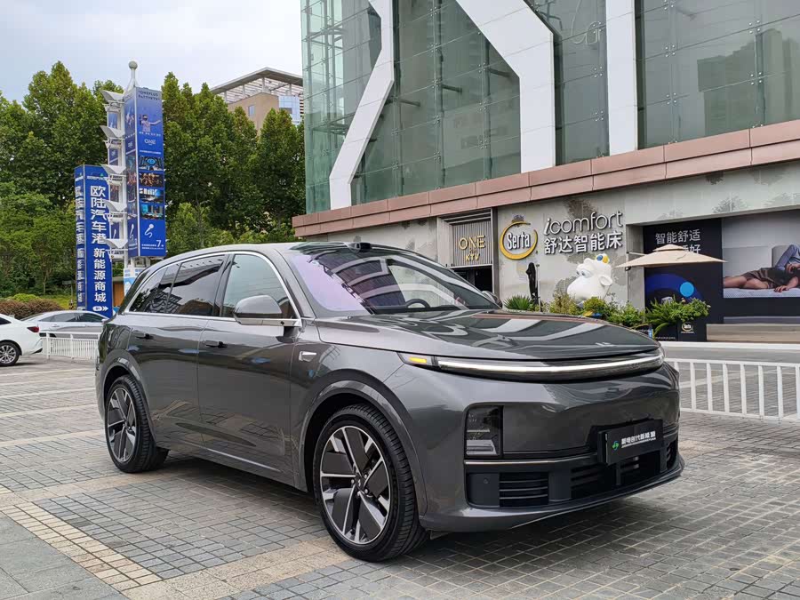 Li Auto L7 2025 Ultra Smart Refresh Version - zdjęcie 3