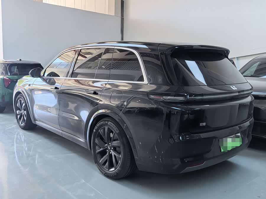 Li Auto L8 2024 Pro - zdjęcie 14