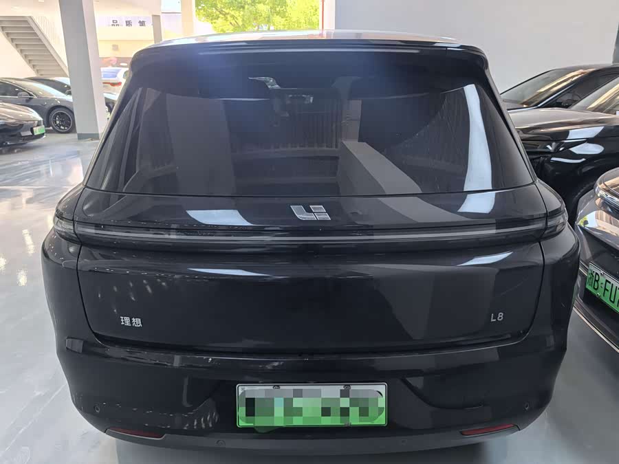 Li Auto L8 2024 Pro - zdjęcie 15