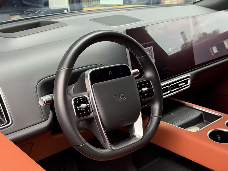 Li Auto L8 2024 Pro - zdjęcie 18