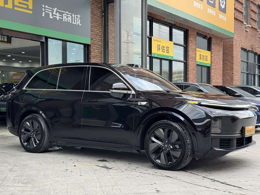 Li Auto L8 2024 Pro - zdjęcie 4