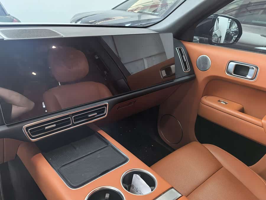 Li Auto L8 2024 Pro - zdjęcie 7
