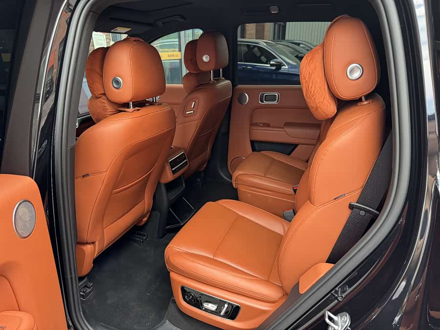 Li Auto L8 2024 Pro - zdjęcie 9