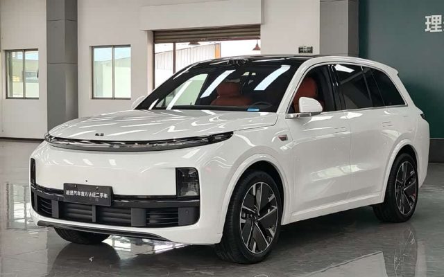 Li Auto L8 2025 Ultra Intelligent Renewal Version
