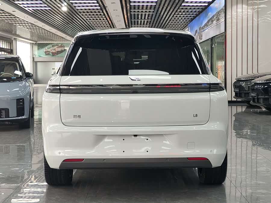 Li Auto L8 2025 Ultra Intelligent Renewal Version - zdjęcie 15