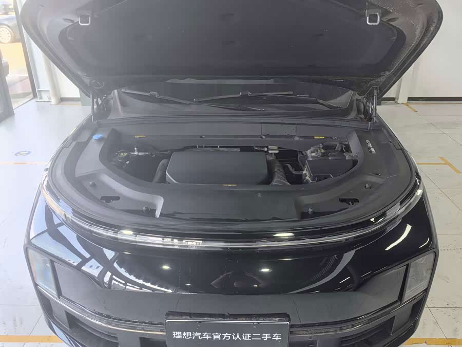 Li Auto L8 2025 Ultra Intelligent Renewal Version - zdjęcie 5