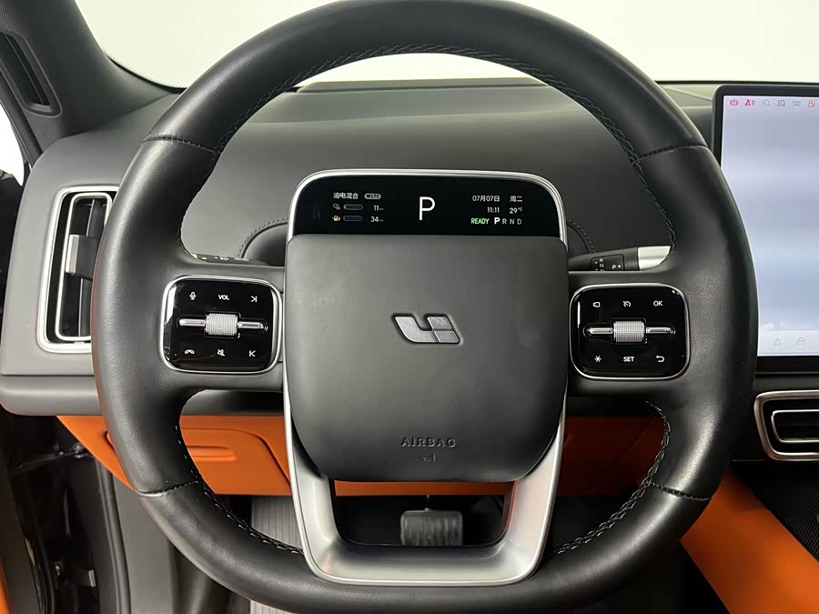 Li Auto L9 2023 Pro - zdjęcie 13