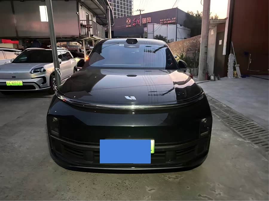 Li Auto L9 2024 Ultra - zdjęcie 3