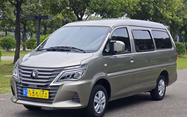Lingzhi 2023 M5L 1.6L Comfort 7-seater