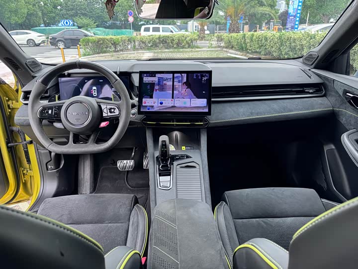 Lynk & Co 03 2023 03+ 2.0T Auto Yufeng - zdjęcie 14