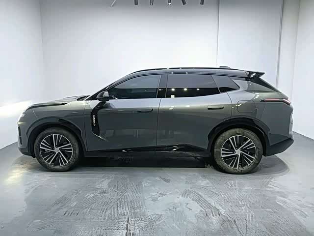 Lynk & Co 08 EM-P 2023 220km Four-Wheel Drive Performance Halo - zdjęcie 6