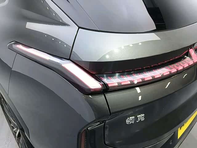 Lynk & Co 08 EM-P 2023 220km Four-Wheel Drive Performance Halo - zdjęcie 9