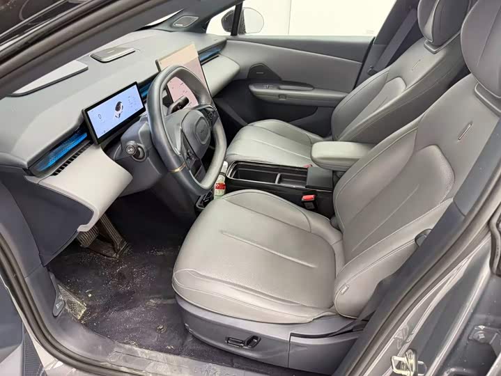 Lynk & Co Z20 2025 530km Rear Drive Max Zhuri Edition - zdjęcie 14