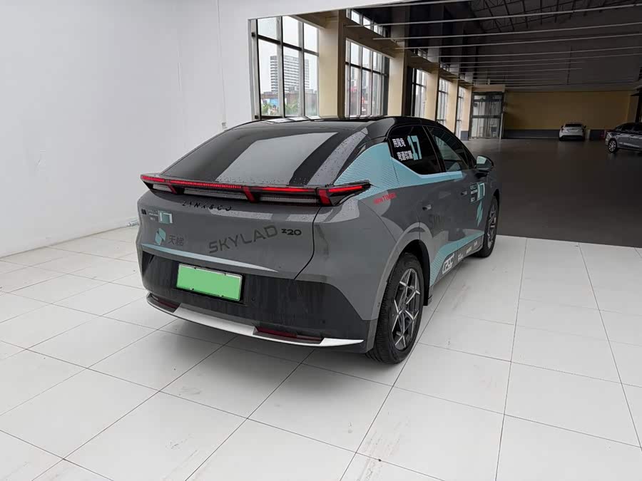 Lynk & Co Z20 2025 530km Rear Drive Max Zhuri Edition - zdjęcie 7