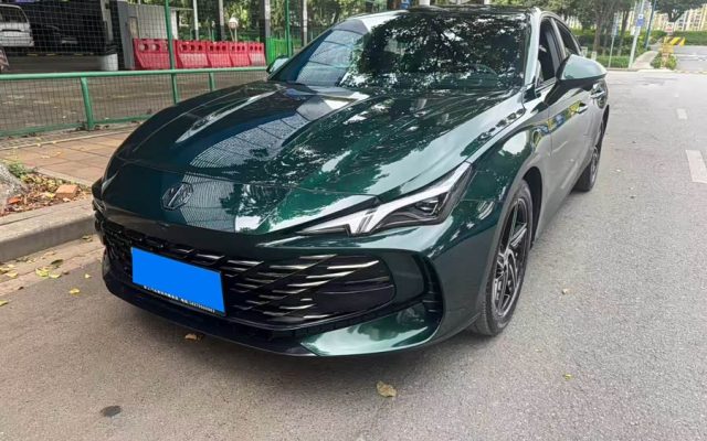 MG7 2023 1.5T DCT Elegant Version