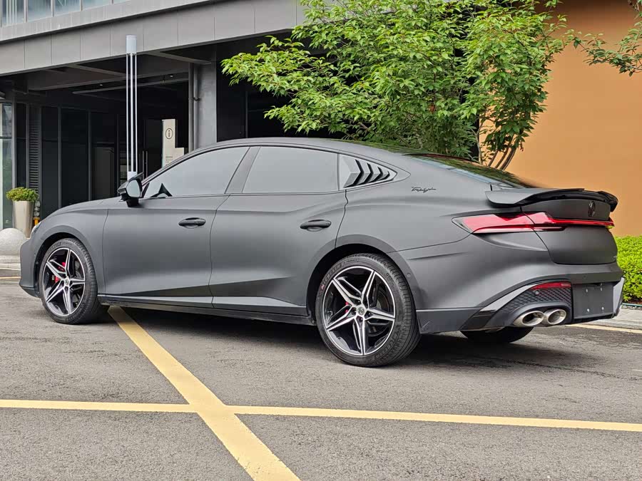 MG7 2025 2.0T Trophy+ Super Intelligent Driving - zdjęcie 11