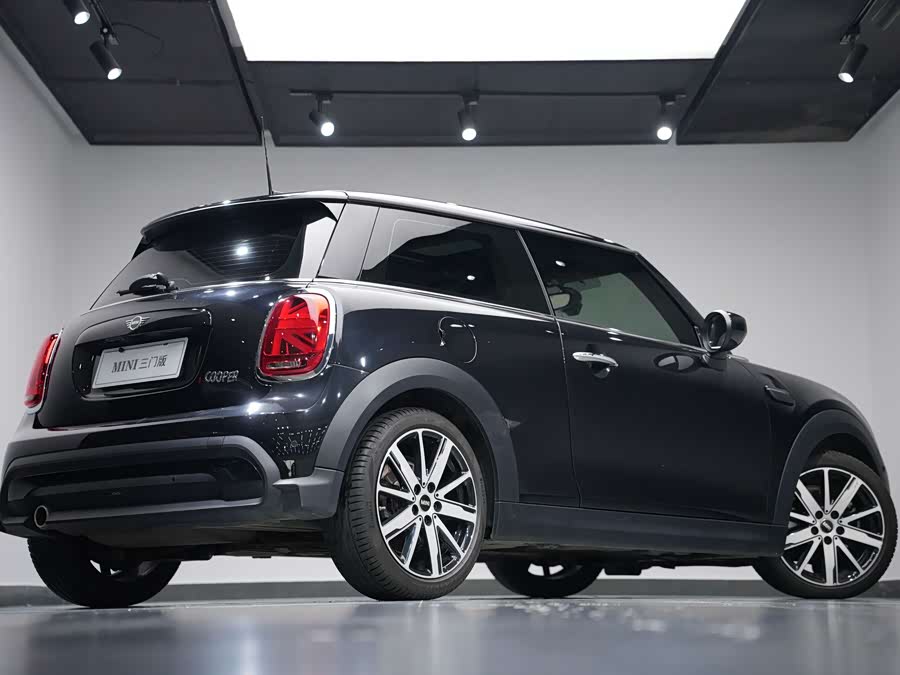 MINI 1.5T COOPER Artist - zdjęcie 9